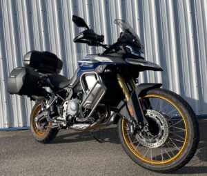 Voge 900 DSX Trail bridable A2